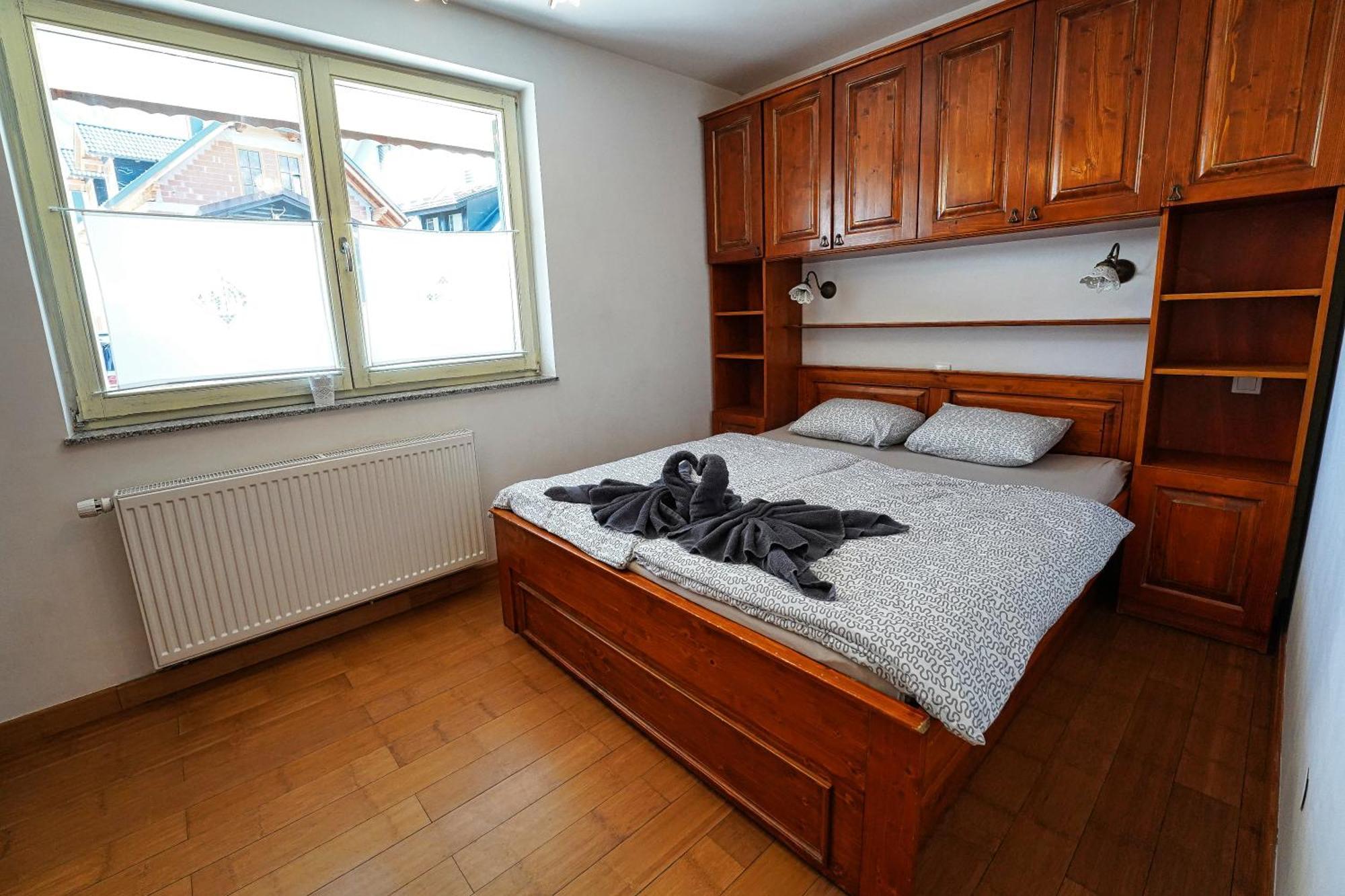 Apartment Mojstrovka With Terrace In City Center Kranjska Gora Eksteriør billede