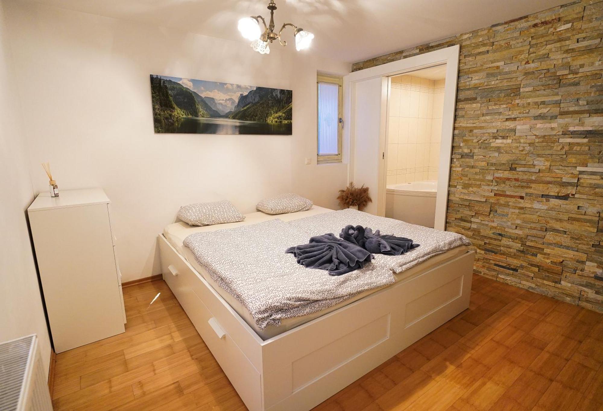 Apartment Mojstrovka With Terrace In City Center Kranjska Gora Eksteriør billede